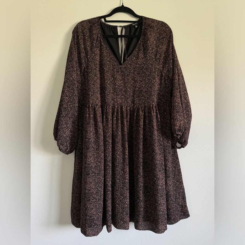 Madewell Crinkle Georgette V Neck Babydoll Dress in Brushed Texture size Large